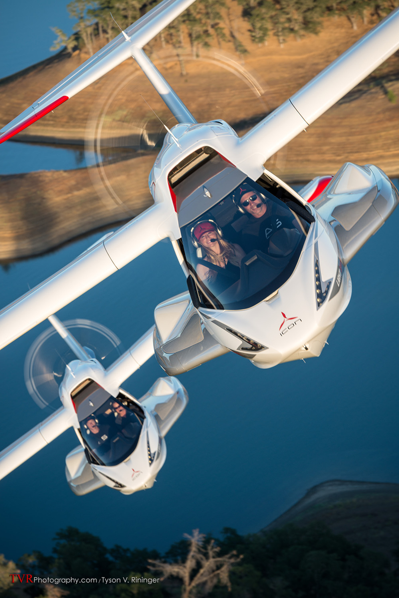 Illustration for article titled All These Jaw-Dropping Airplane Images Were Taken By This Flying Photog